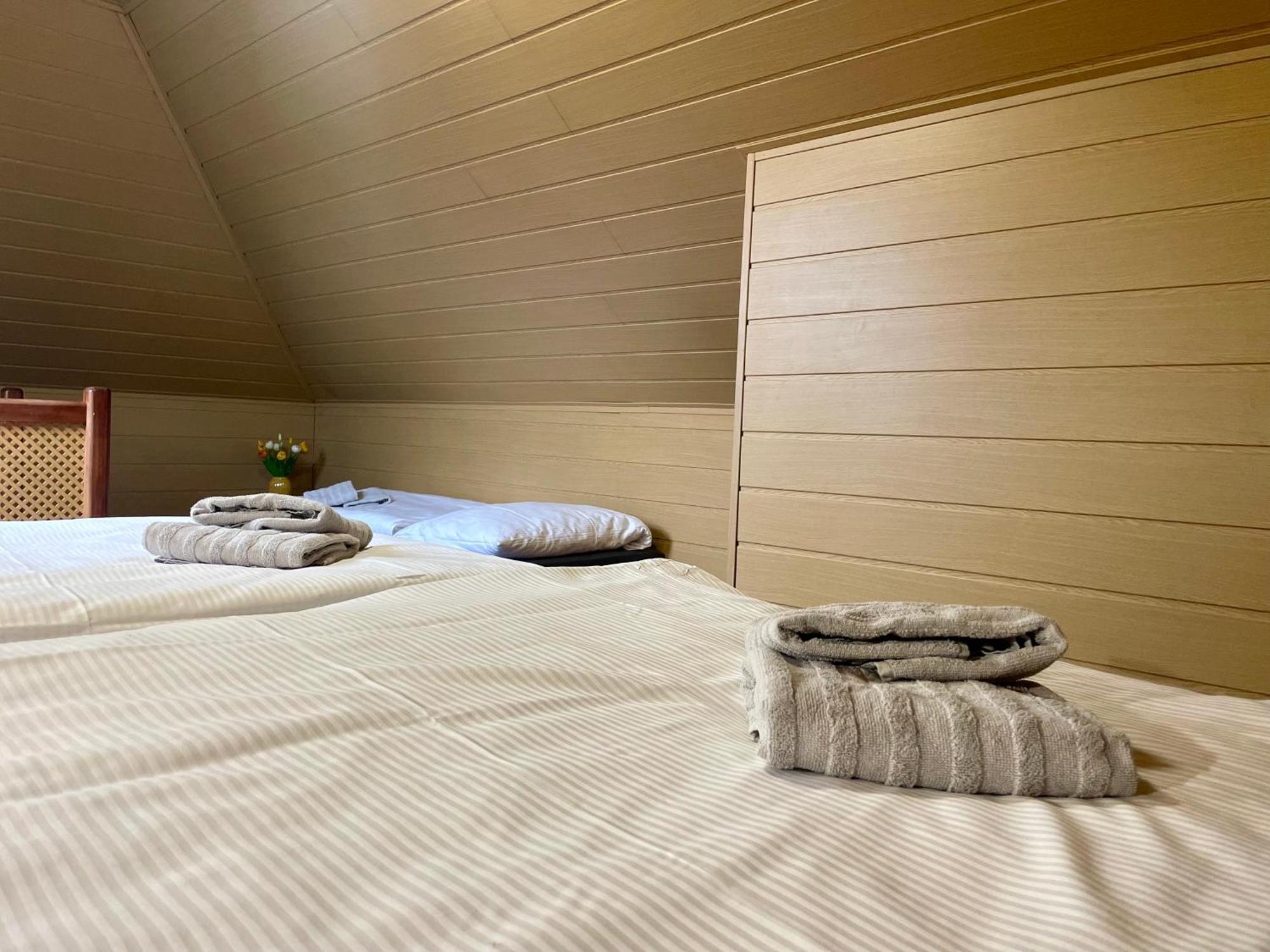 Hotel Aldo Unicov Bagian luar foto