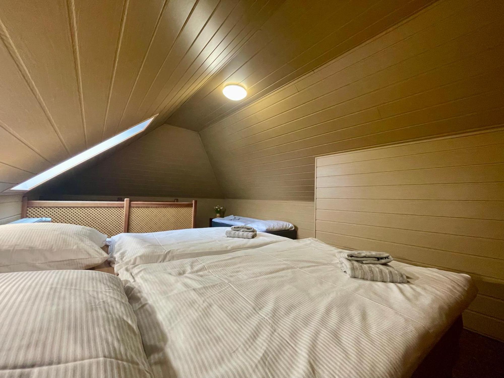Hotel Aldo Unicov Bagian luar foto