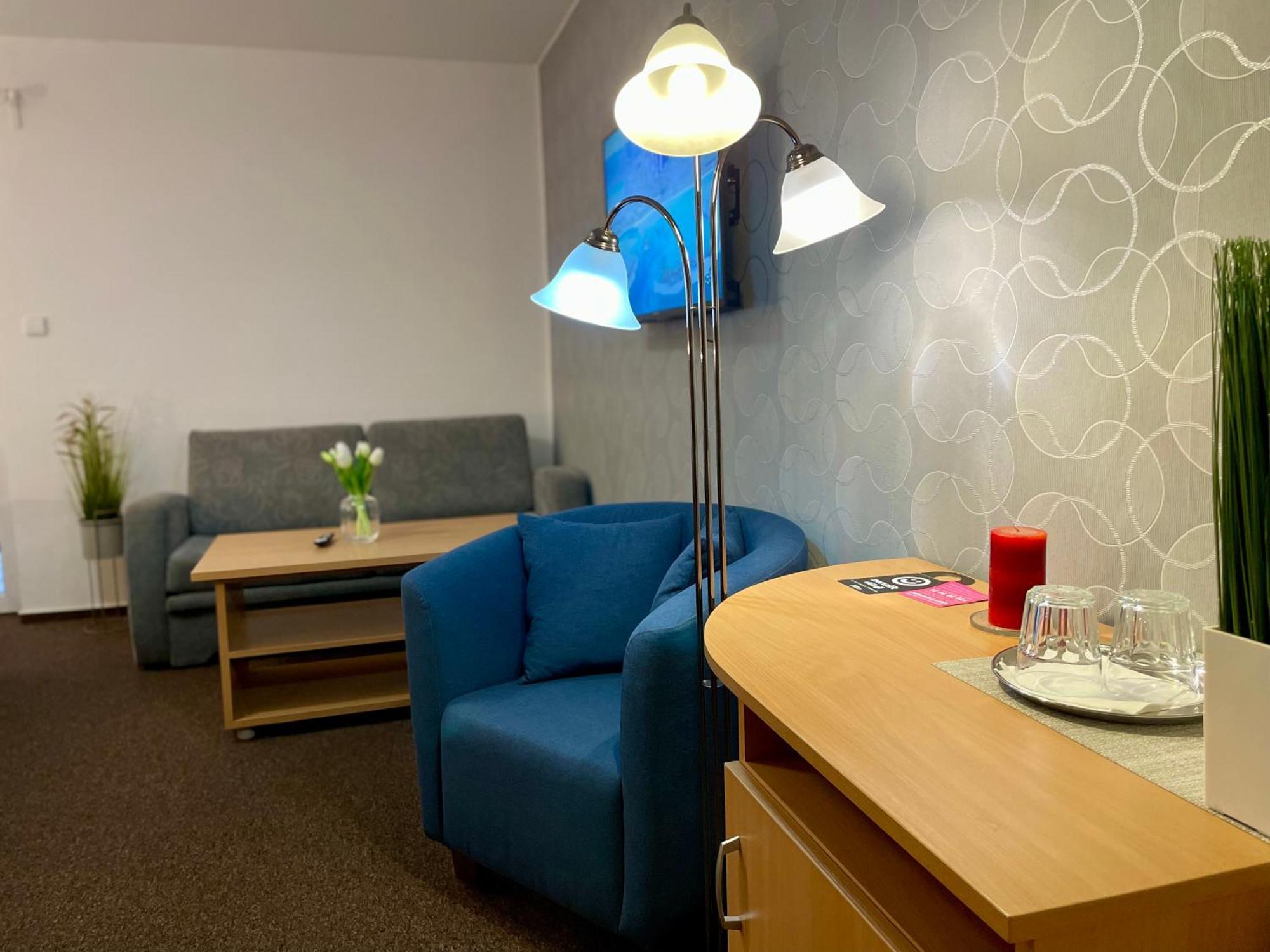 Hotel Aldo Unicov Bagian luar foto